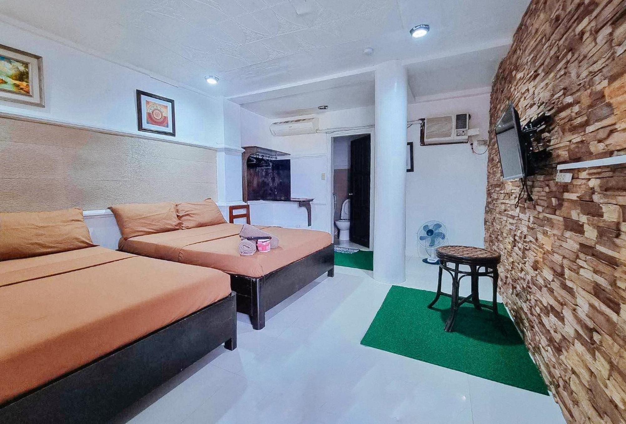 Reddoorz At Lfamili Hotel Boracay Balabag  Экстерьер фото